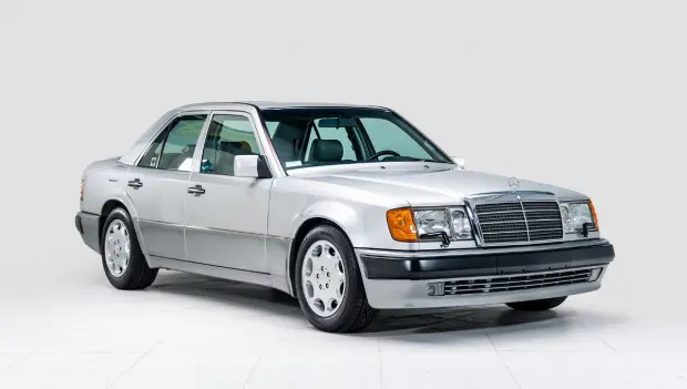 Jerry Seinfeld’s 1992 Mercedes-Benz 500E Sells for Record $320,000 at Amelia Island Auction