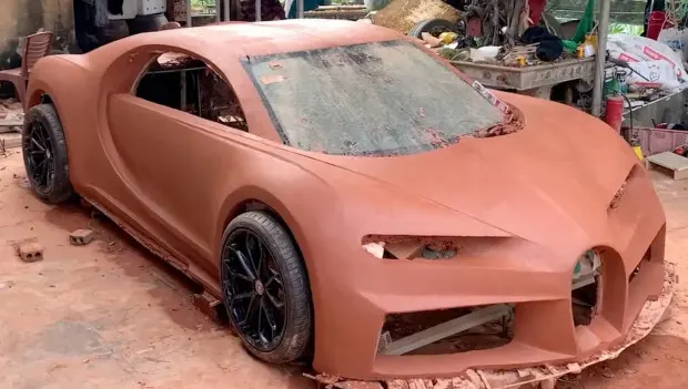 Vietnamese Enthusiasts Spend a Year Building a Clay Bugatti Chiron Replica