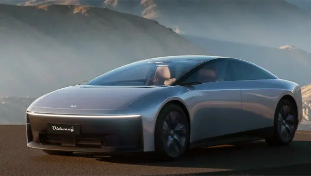 Li Auto announced 3 new products for 2025: including the brand's first sedan