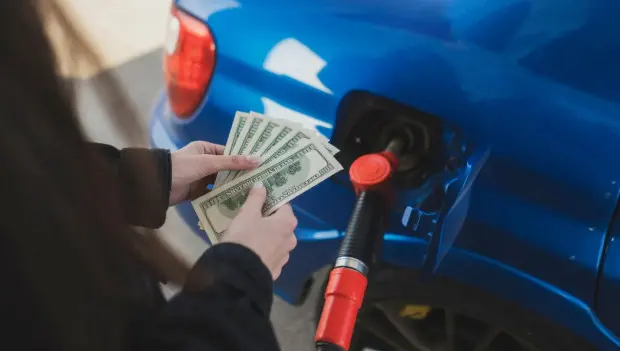 Six Driving Habits That Can Cut Fuel Consumption by Up to 25%