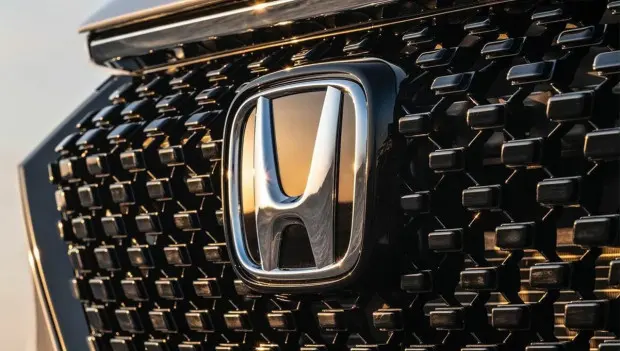 Honda CR-V Turns 30: Special Website and Anniversary Video Celebrate the Iconic Crossover