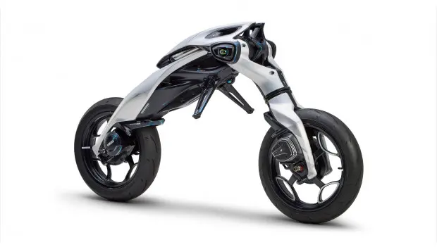 Yamaha Unveils AI-Powered Self-Learning Motorcycle “Lambda” and a Hydrogen Golf Cart