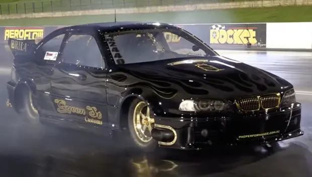 BMW Goldie Horn: když se auto stává zlatým idolem