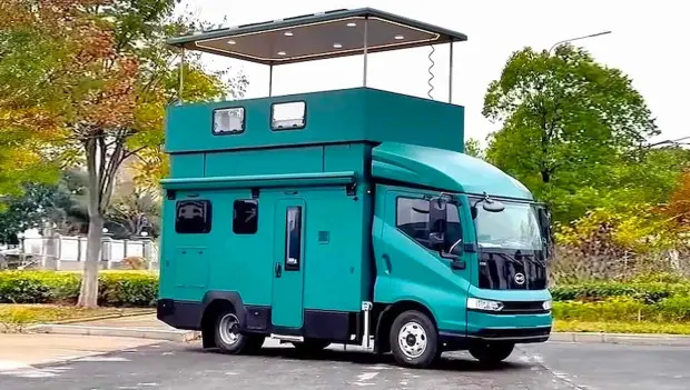 Two-Story House on Wheels with a Unique Living Area