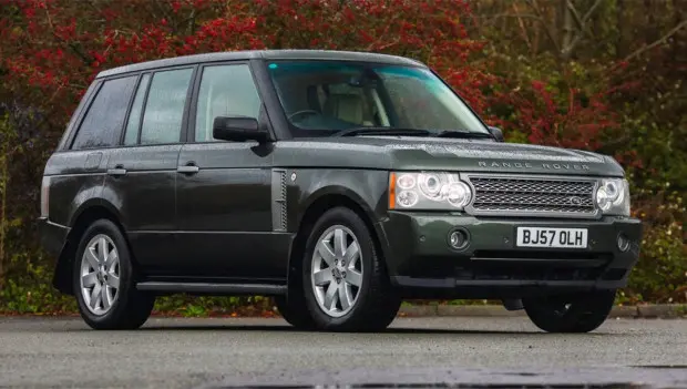 Queen Elizabeth II’s Personal Range Rover Heads to Auction
