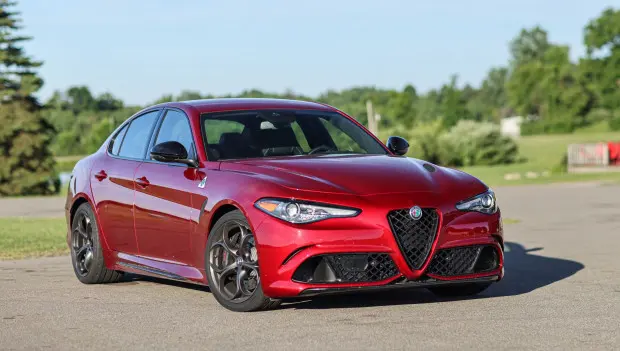 Alfa Romeo to Unveil 2026 Giulia on STLA Large Platform - promises 435 miles