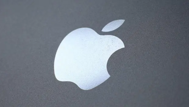 Elon Musk Complains: Apple Tried to Poach Tesla Engineers With Double Salaries