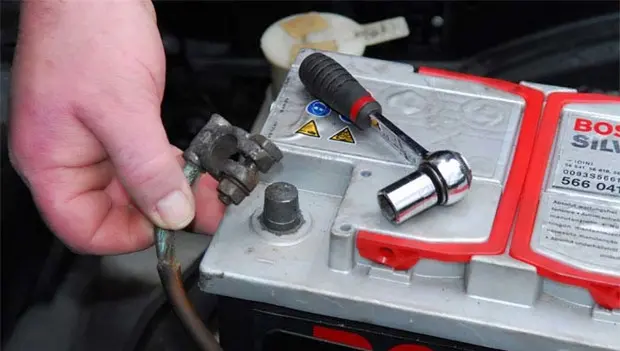 Should You Disconnect Your Car Battery If You’re Not Driving for Over a Week?