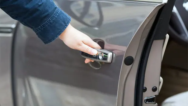 How to Quickly Fix the Problem of Car Doors That Slam Too Hard