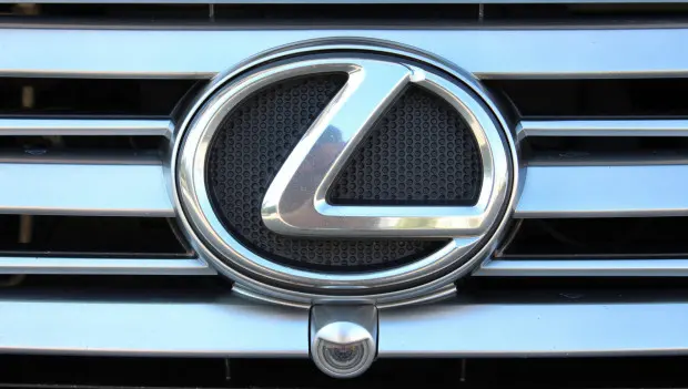 La première photo du Lexus NX restylé fuite avant sa présentation