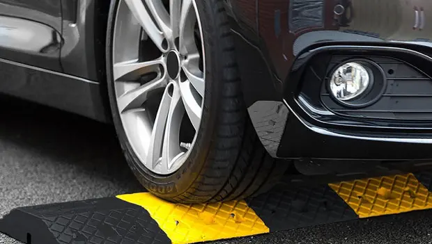 What Happens If You Hit a Speed Bump Too Fast—and How It Can Damage Your Car