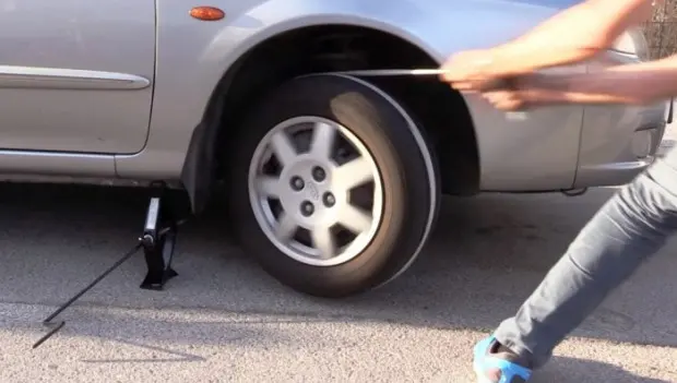 How to Start Your Car Using a Jack and a Rope: A Real-Life Hack That Actually Works