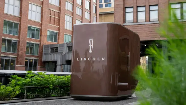 Lincoln Unveils a Relaxation Pod Designed to Help Visitors Recharge