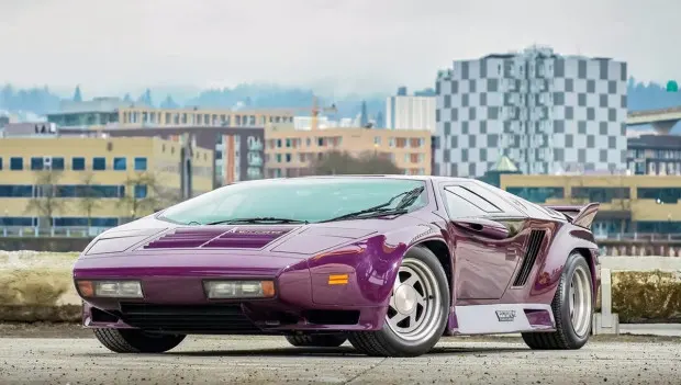 Vector W8 — the original sports car from the creator of Ford and Chrysler with unconfirmed 1200 hp