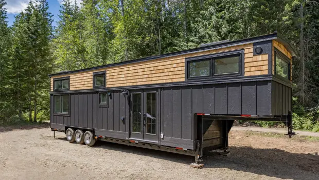 The Traverse: A Grand Tiny Home on Wheels That Feels Anything But Small