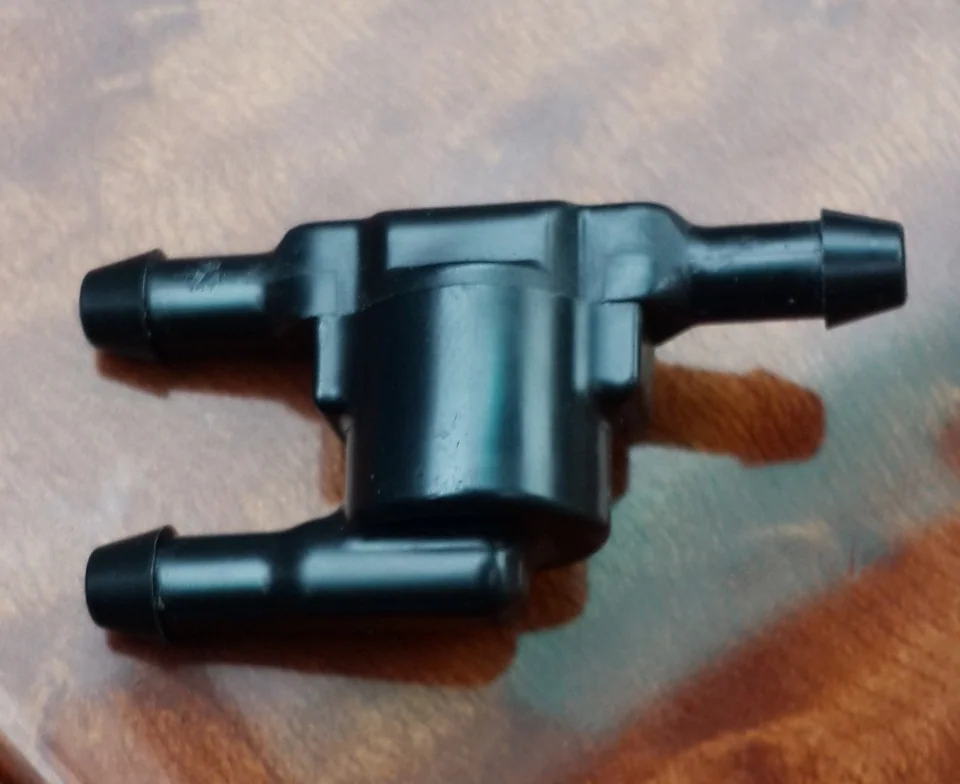 Tee with a check valve.