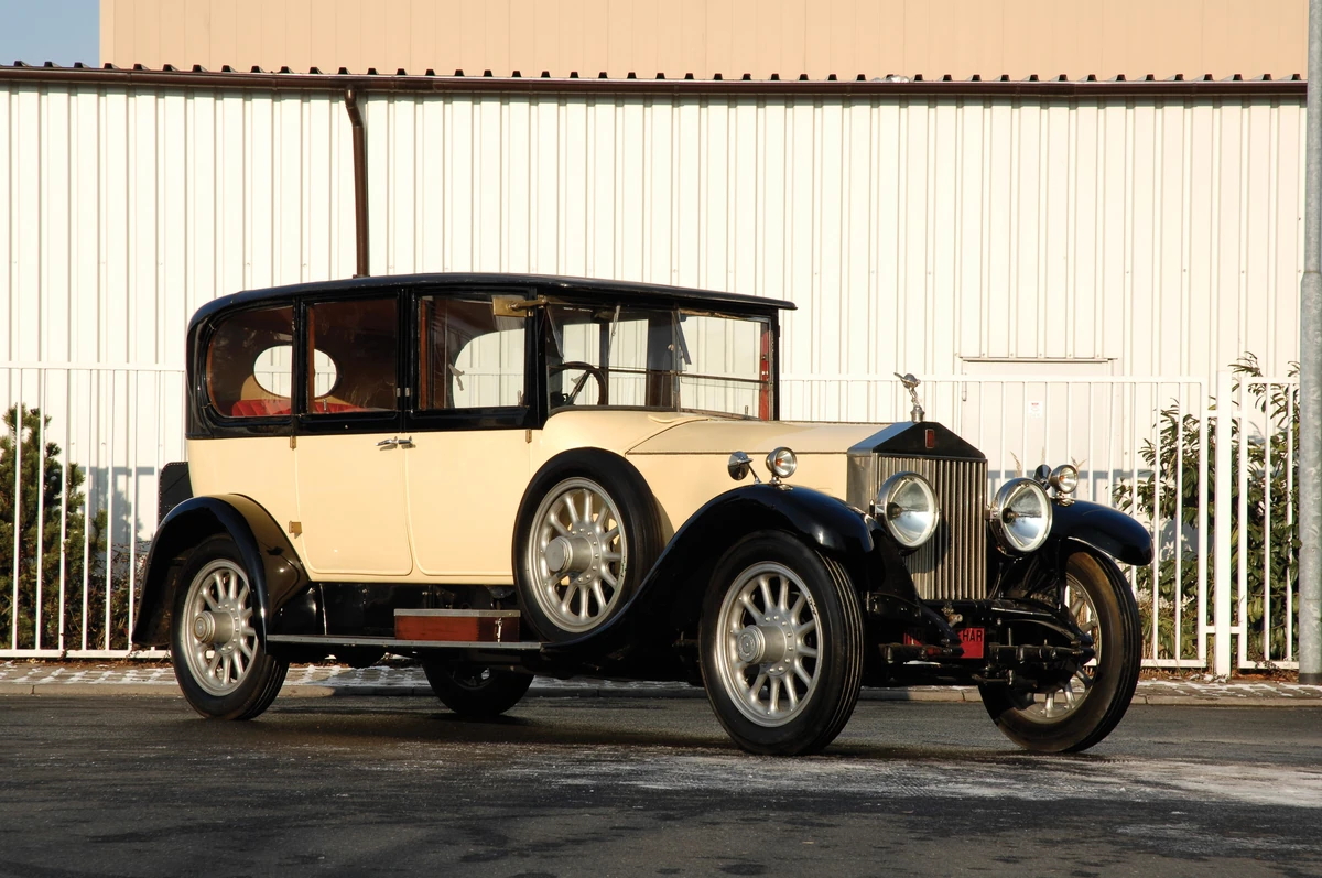 A special place in the garage of the revolutionary and leader was occupied by the Rolls‑Royce Phantom I.