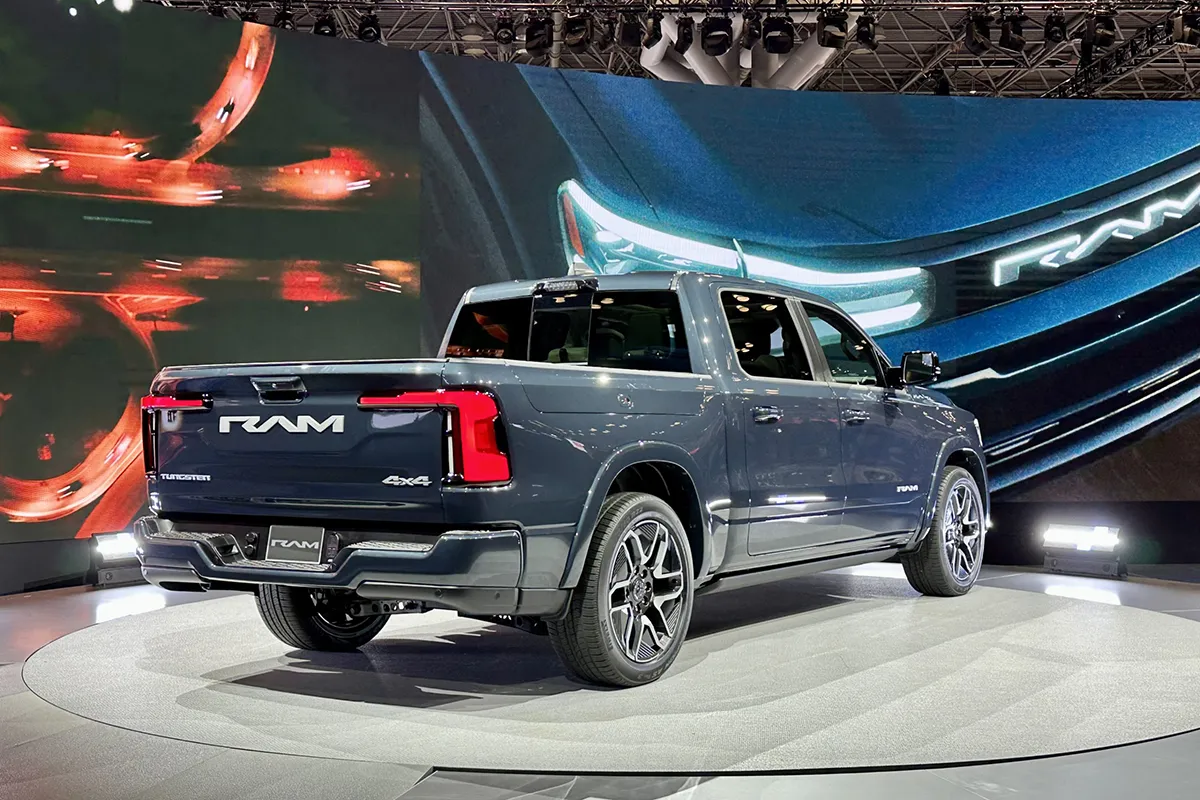 Ram 1500 REV