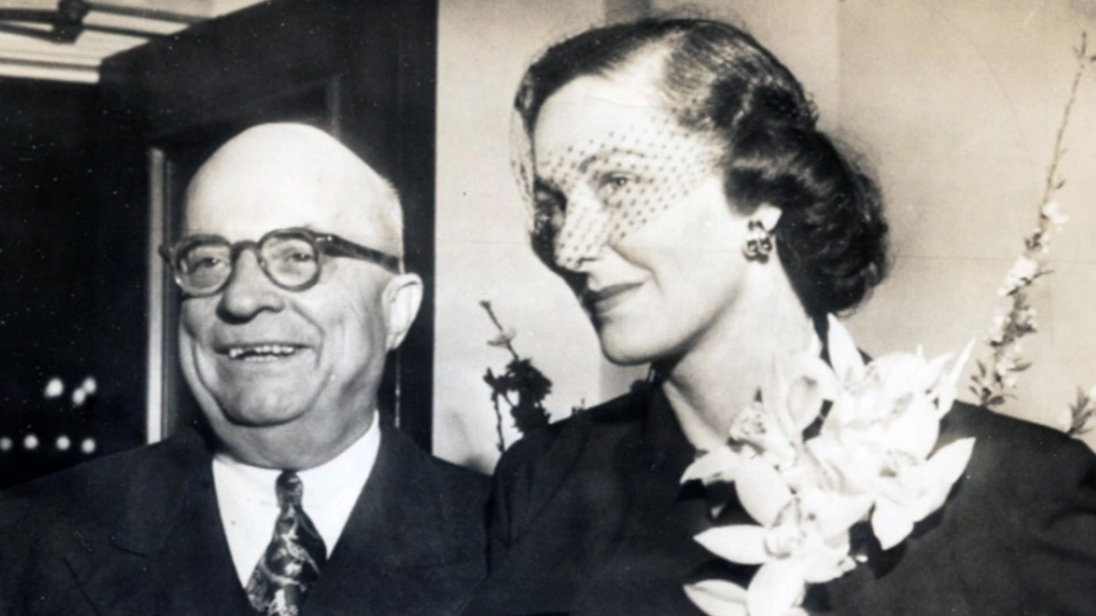 Henry Kaiser and his wife Alice, who played a decisive role in the fate of the Kaiser-Darrin
