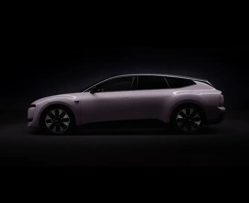 The electric vehicle will be offered in four power options — from 220 to 579 kW (from 299 to 787 hp).