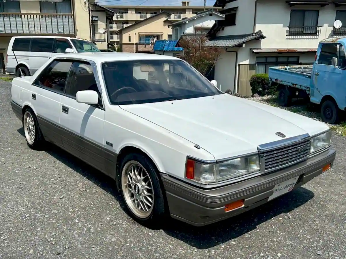1990 Mazda Luce