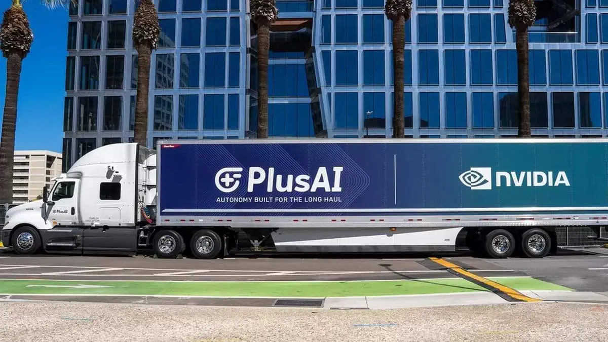 And the semis are brand-new, packed to the gills with crazy-expensive sensors, LiDARs, and cameras for self-driving&mdash;and they&rsquo;re even hauling sand...