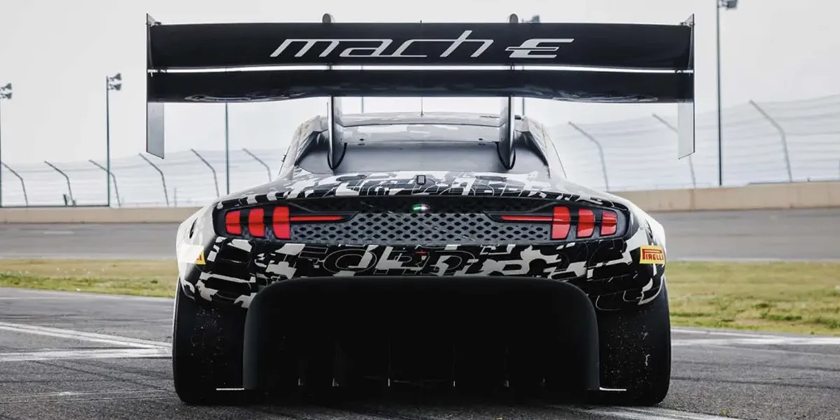 Super Mustang Mach-E