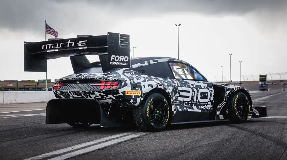 Super Mustang Mach-E