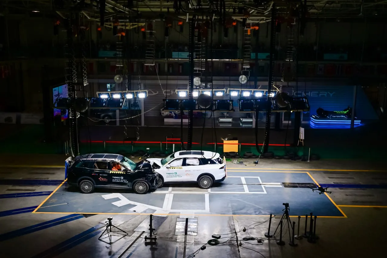 Crush test Chery Tiggo and Arrizo