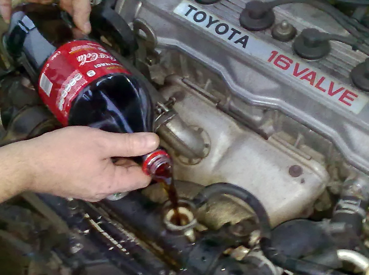 They&rsquo;re pouring Coke into the radiator