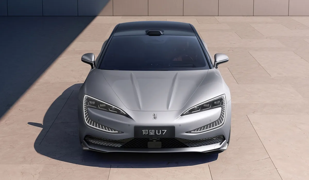 BYD Yangwang U7