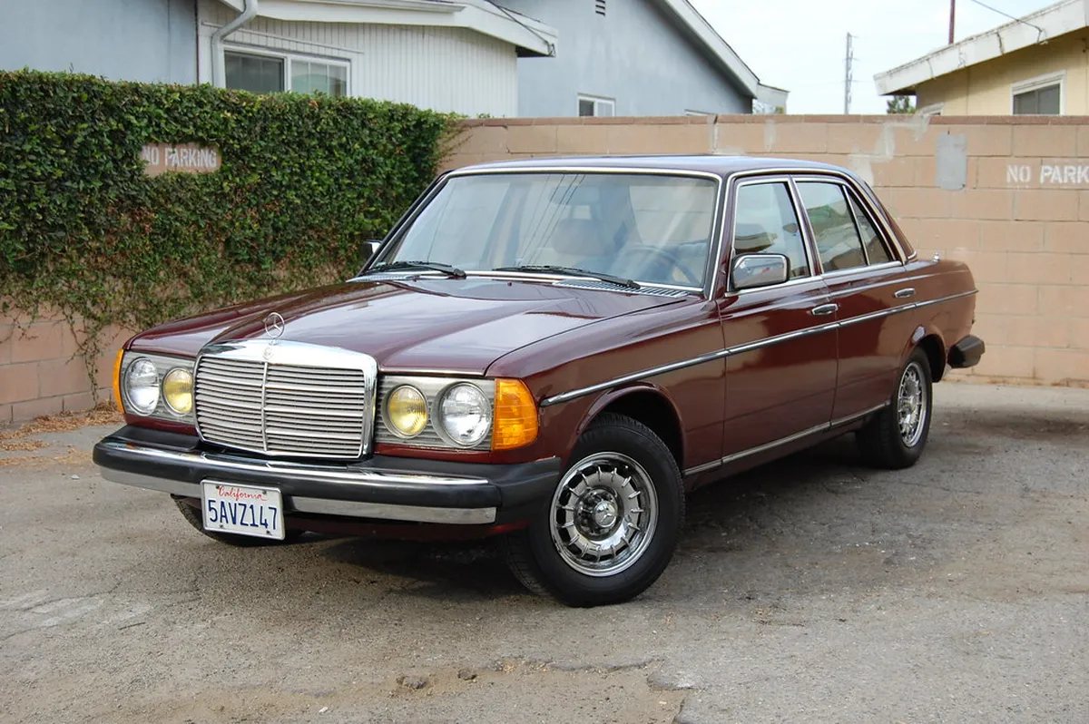 Mercedes-Benz 240D 1981