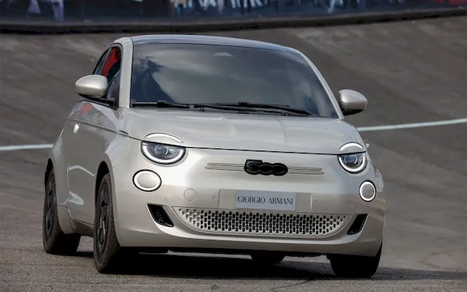 Fiat 500e Giorgio Armani Collector's Edition