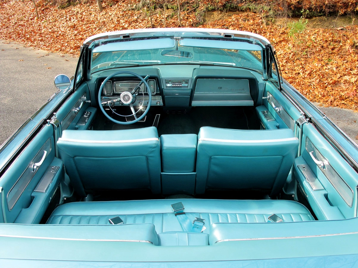 In addition to the sedan, a 4-seat convertible was also produced