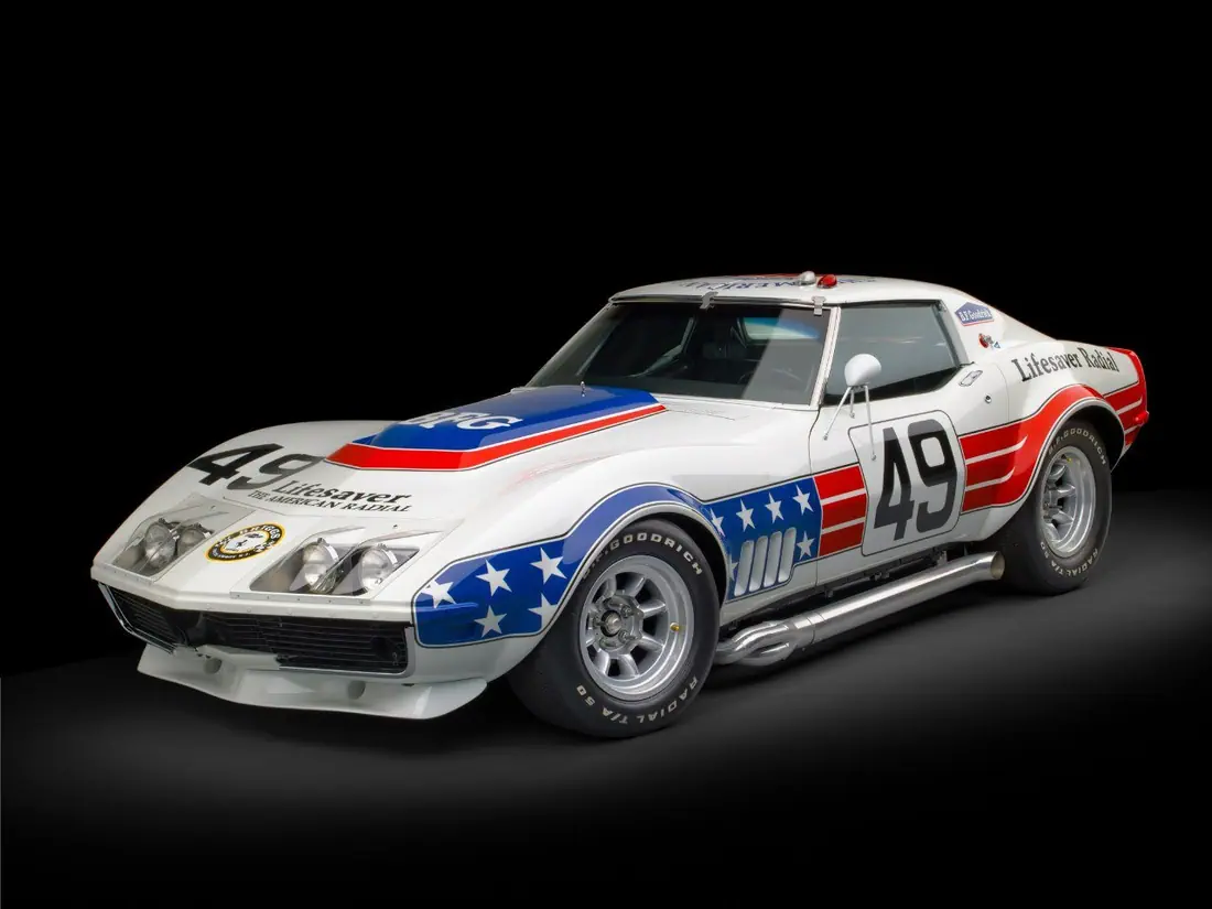 The John Greenwood Corvette, which raced at Le Mans. In 1973, this Corvette, equipped with a 750 hp ZL1 V8 engine at 6500 rpm, reached 346 km/h on the Mulsanne Straight, setting a new record for GT-class cars.