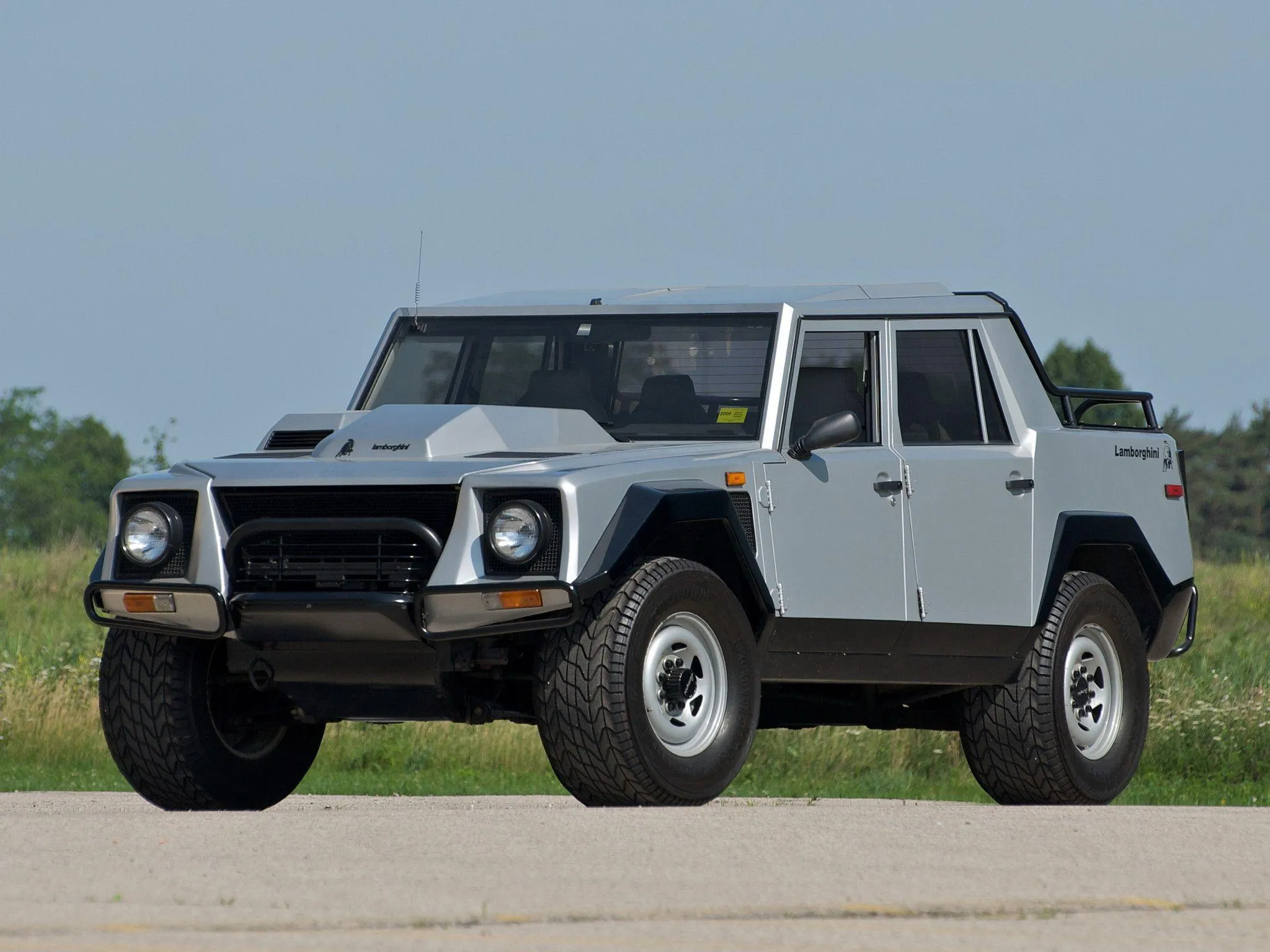 Lamborghini LM002 - 1986