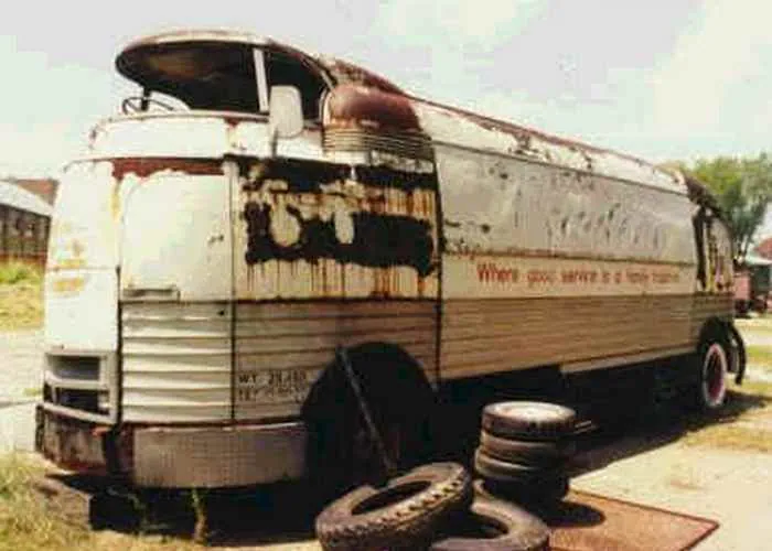1940 GM Futurliner.