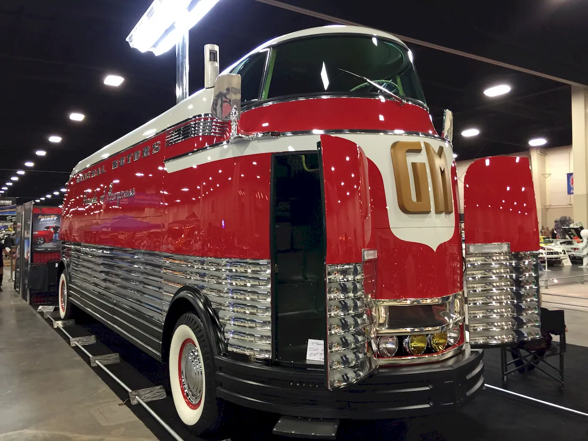 Futurliner No. 3, front view.