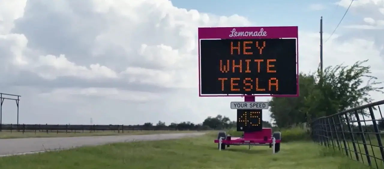 Lemonade’s newest PR stunt is offering safe drivers some words of encouragement