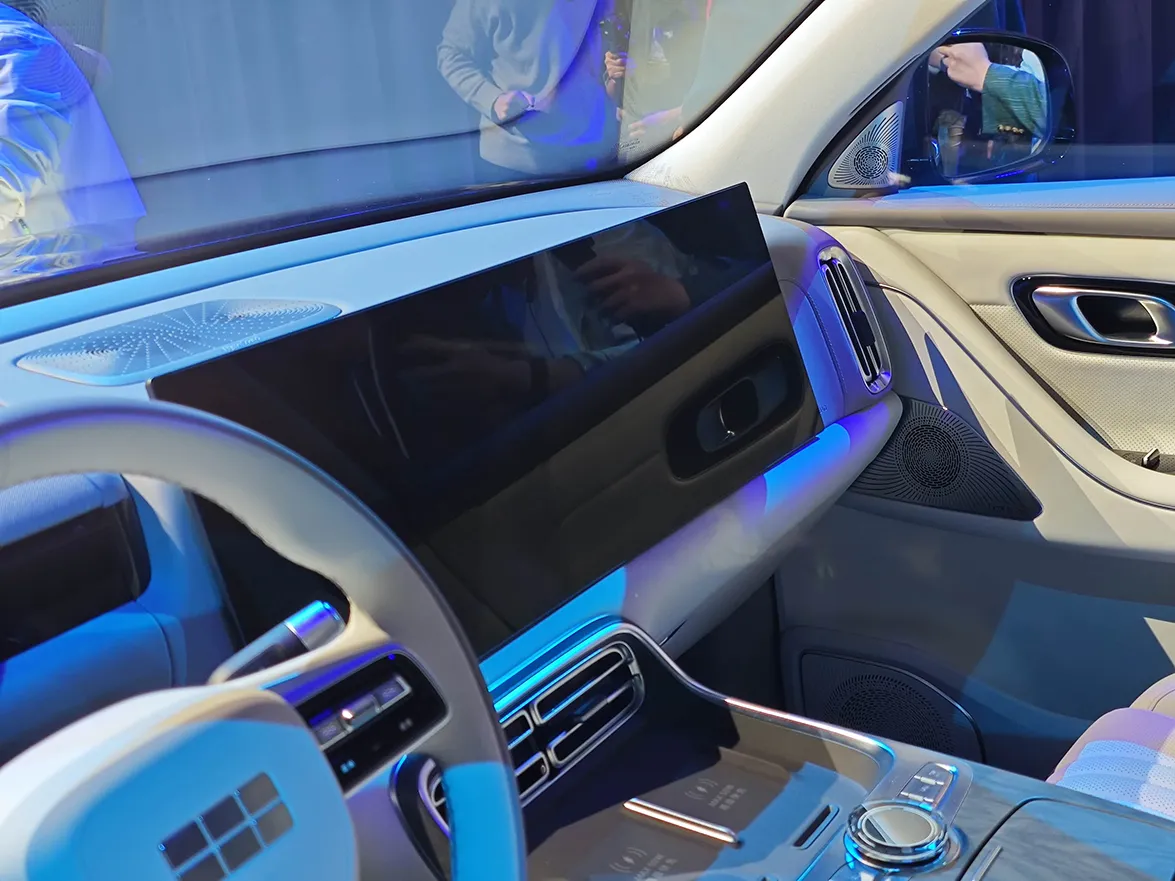 Geely Galaxy M9