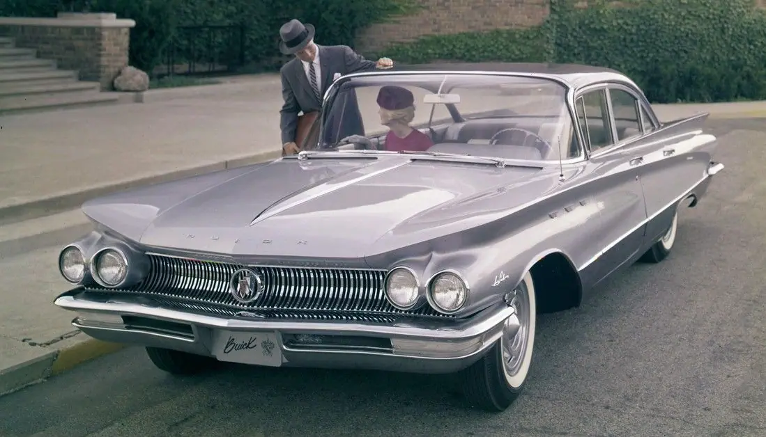 Lesabre Sedan