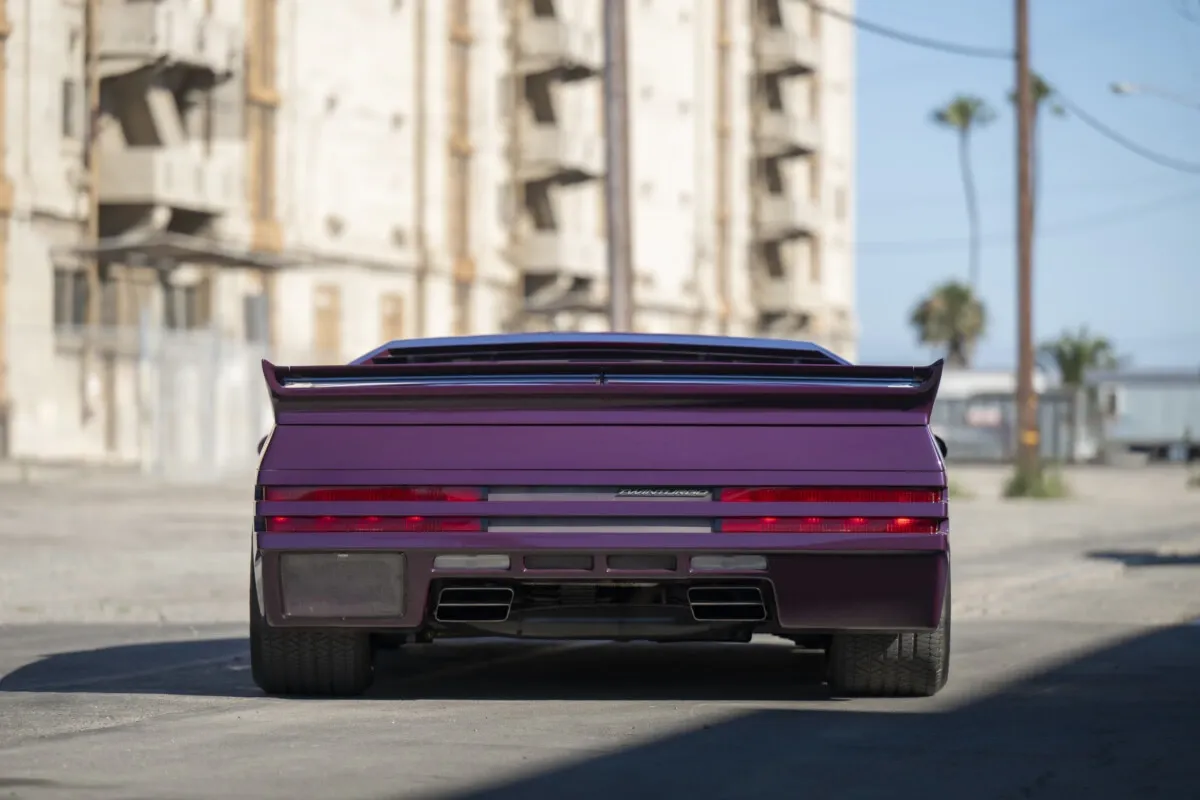 Vector W8