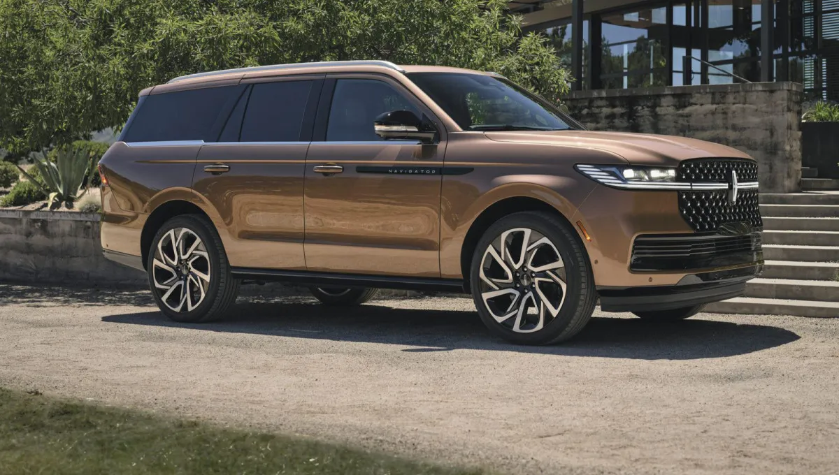 Nuevo Lincoln Navigator: Diseño de alta tecnología y apariencia más estricta